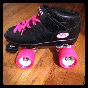 COPY - Rollerskates Hot pink!